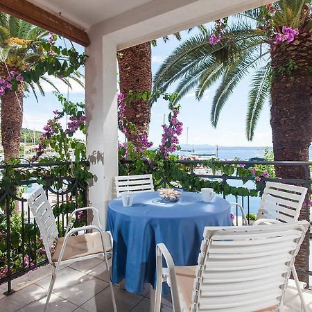 Villa Helena Podgora Bilik gambar