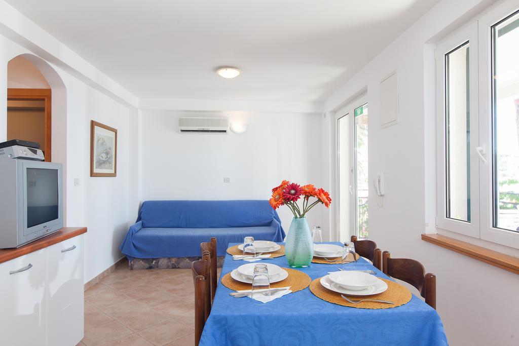 Villa Helena Podgora Bilik gambar