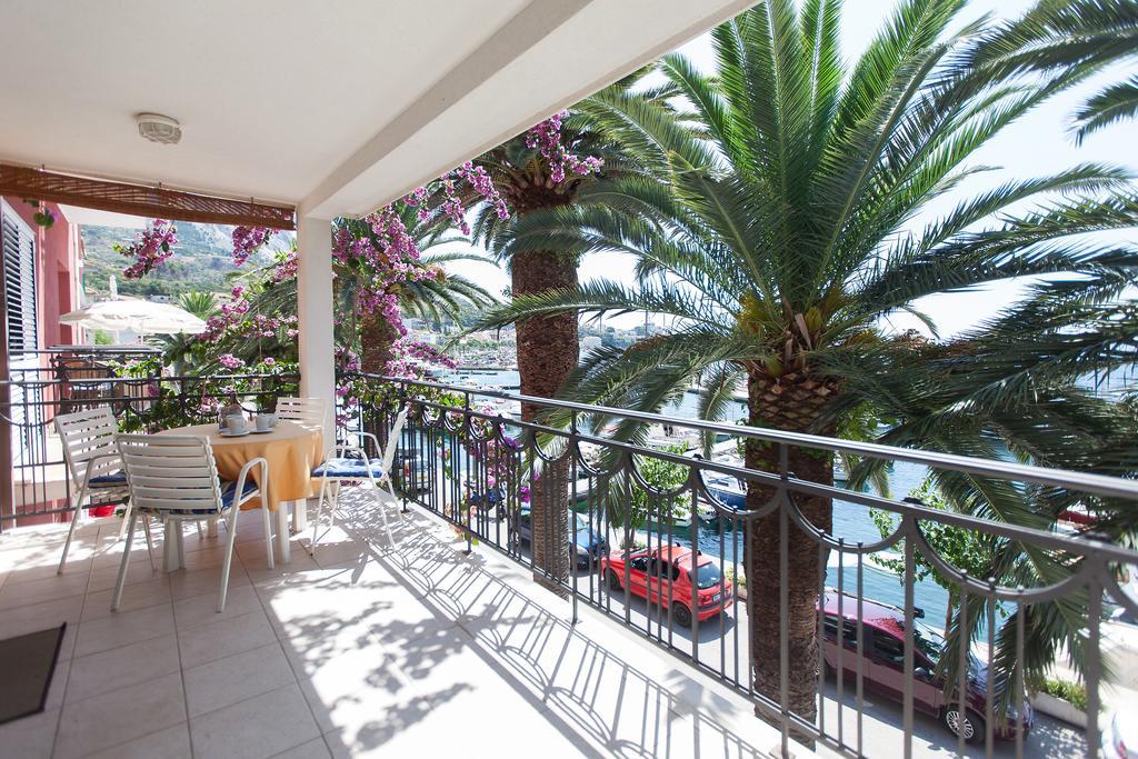Villa Helena Podgora Bilik gambar